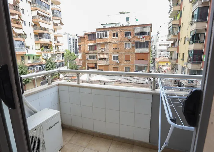 New Bazar Selvia Appartement Tirana